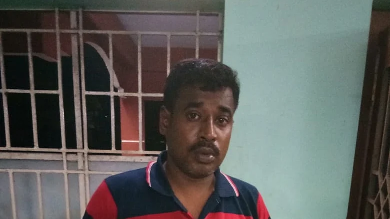 ஃபேஸ்புக் பதிவிட்டதால் கைது செய்யப்பட்ட ஜெரூன்