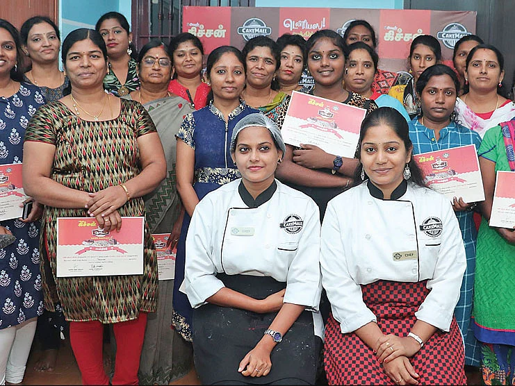 டெலிசியஸ்! பேக்கிங் வொர்க்ஷாப் - இது கேக் ஆர்வம்!