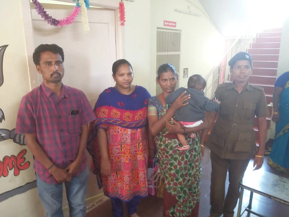 காவல் நிலையத்தில் கவுன்சிலர் பூங்கொடி
