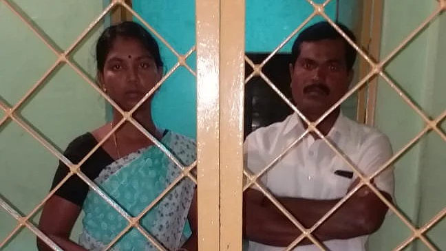உள்ளிருப்பு போராட்டம்