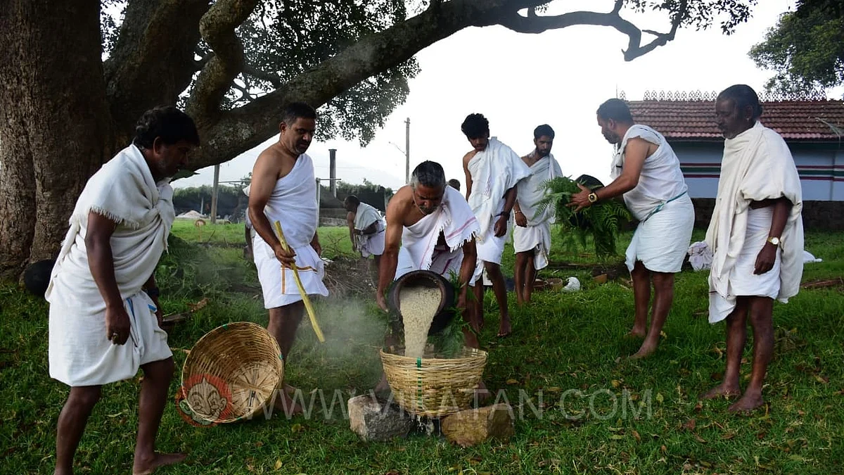பழங்குடியின கிராமம்