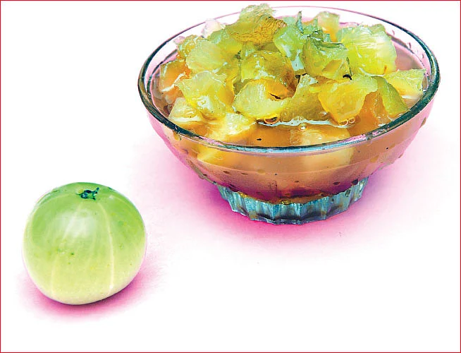 தேன் நெல்லிக்காய்