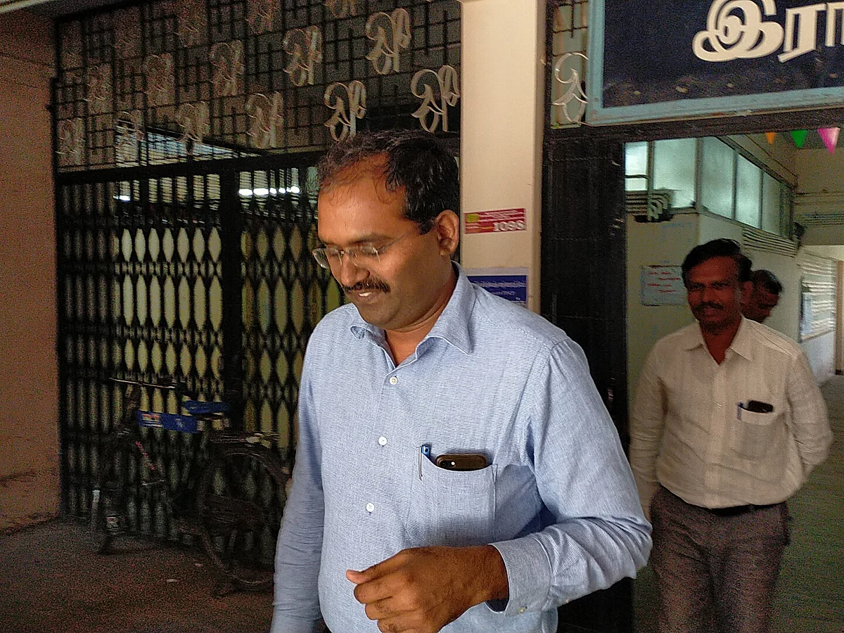 `குரூப் - 4 தேர்வில் முறைகேடு?!’- ராமநாதபுரத்தில் டிஎன்பிஎஸ்சி செயலாளர் விசாரணை