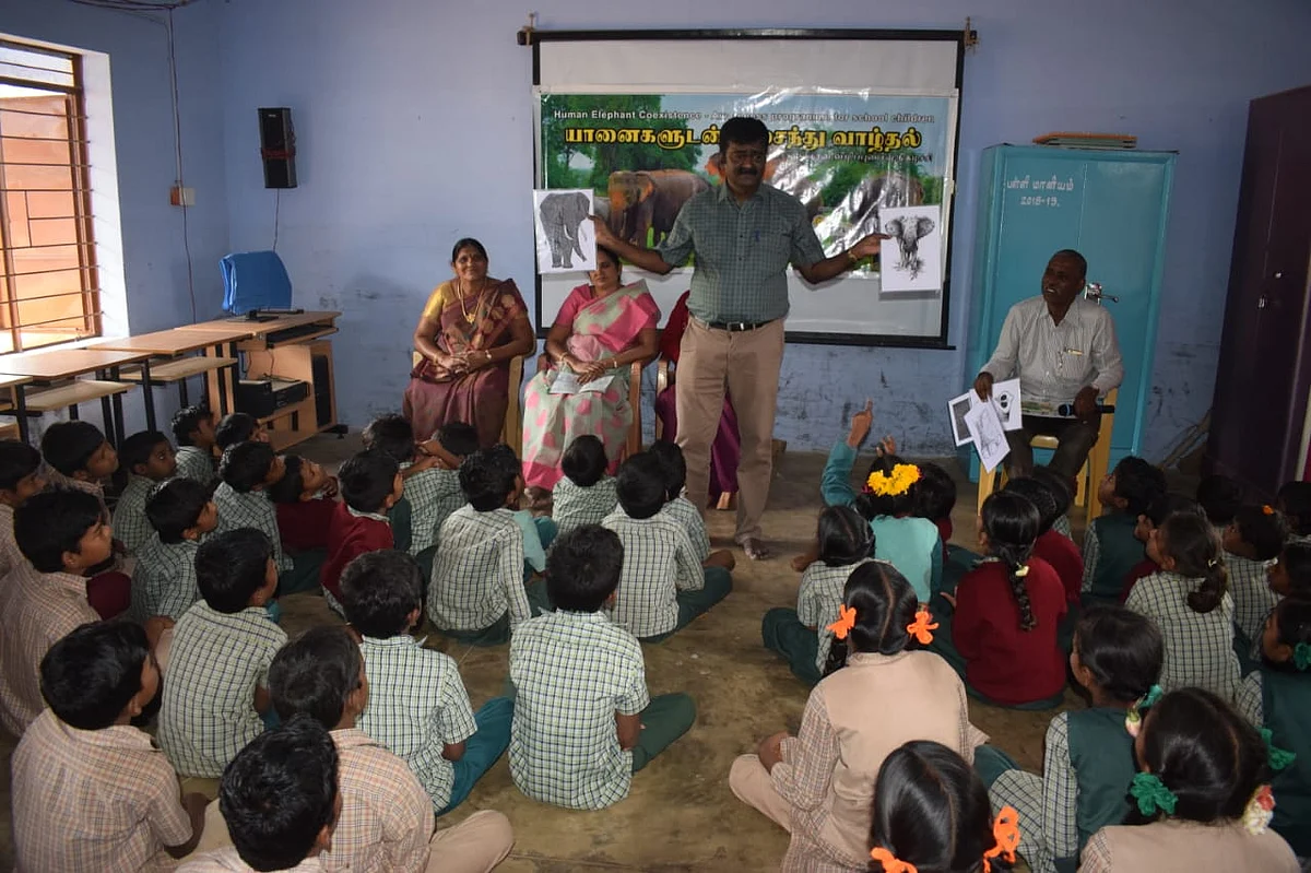 விழிப்புணர்வு நிகழ்ச்சியில் மாரிமுத்து