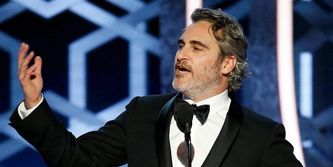 வகீன் ஃபீனிக்ஸ் (Joaquin Phoenix)