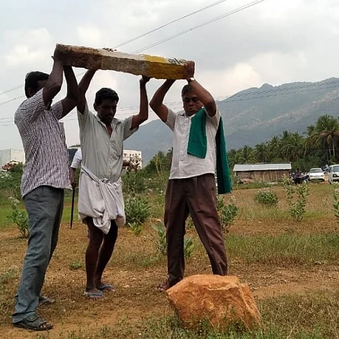 அளவீடு கல் அகற்றம்