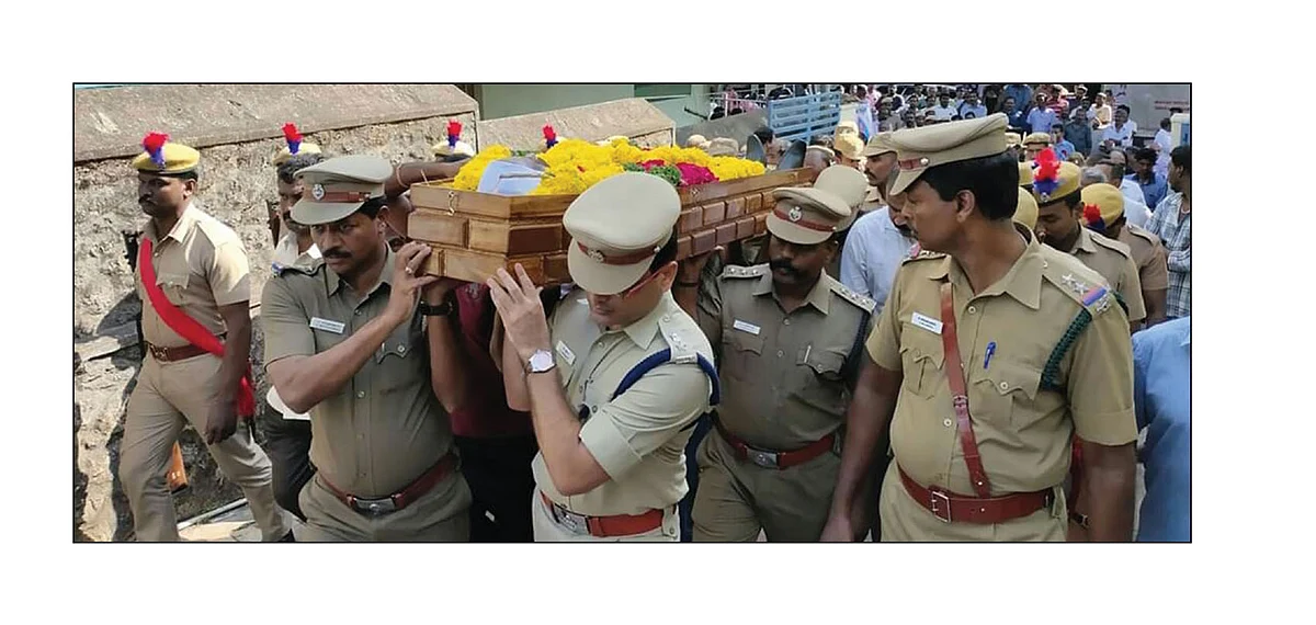 வில்சன் இறுதி ஊர்வலத்தில்...