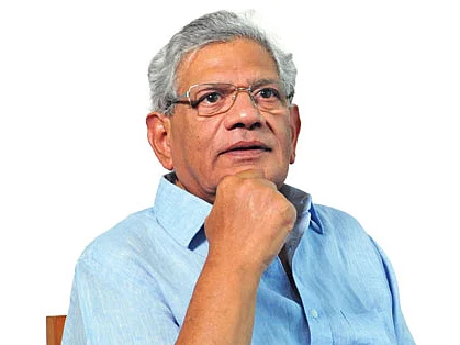சீதாராம் யெச்சூரியை அடிக்கக் கட்டளையிட்டாரா இந்திரா காந்தி?