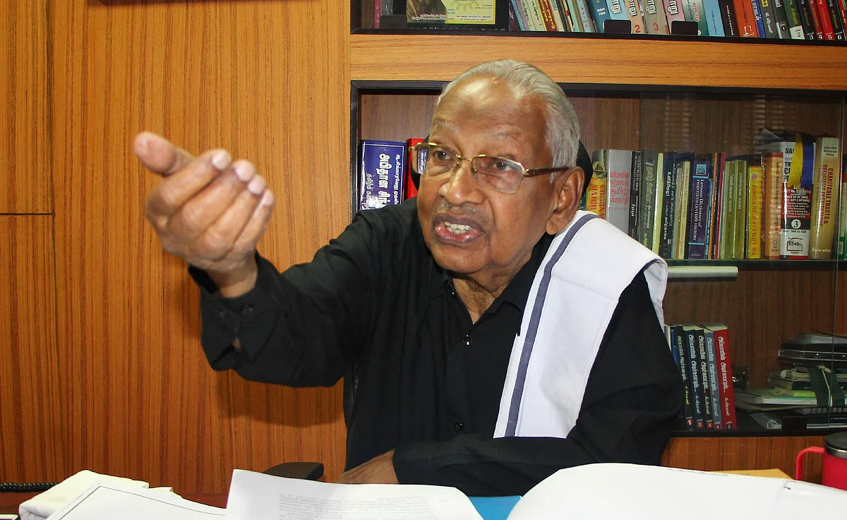 கி.வீரமணி