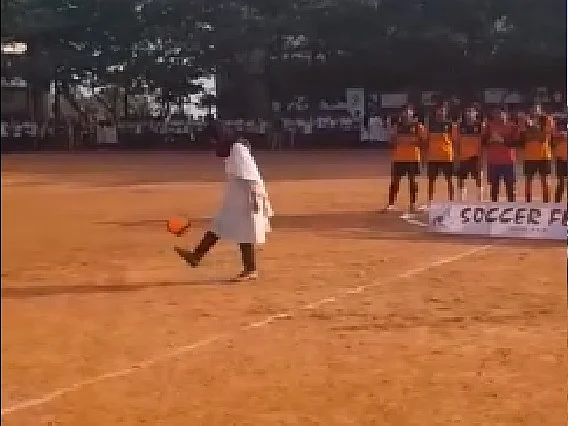 கேரளச் சிறுமி
