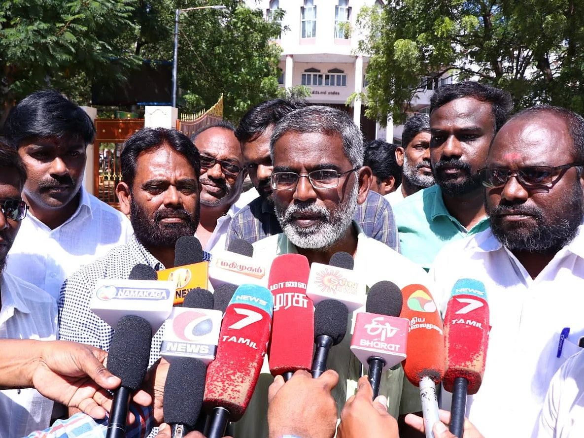 `பா.ஜ.கவினருக்கு மட்டும் தனிச் சட்டமா?' - கிருஷ்ணமூர்த்தி கைது விவகாரத்தில் சுப.உதயகுமார் காட்டம்