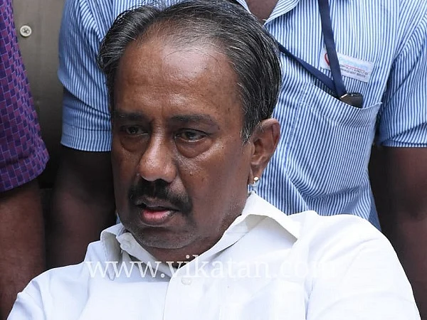 `இருவேளை கையெழுத்து; ரூ.10,000 பிணைத்தொகை!' - நெல்லை கண்ணனுக்கு நிபந்தனை ஜாமீன்