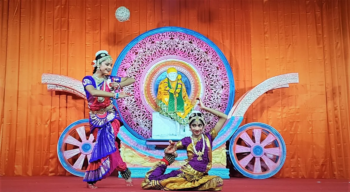 மயிலையில் அரங்கேறிய சிறுமிகளின் அற்புத நாட்டியம்!