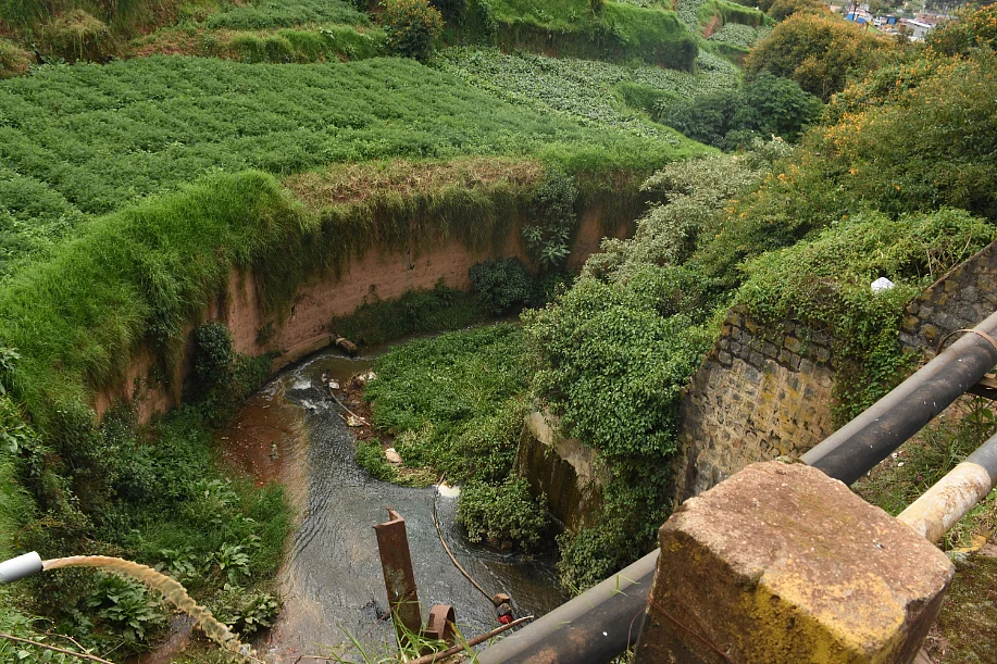 படகு இல்ல ஏரி