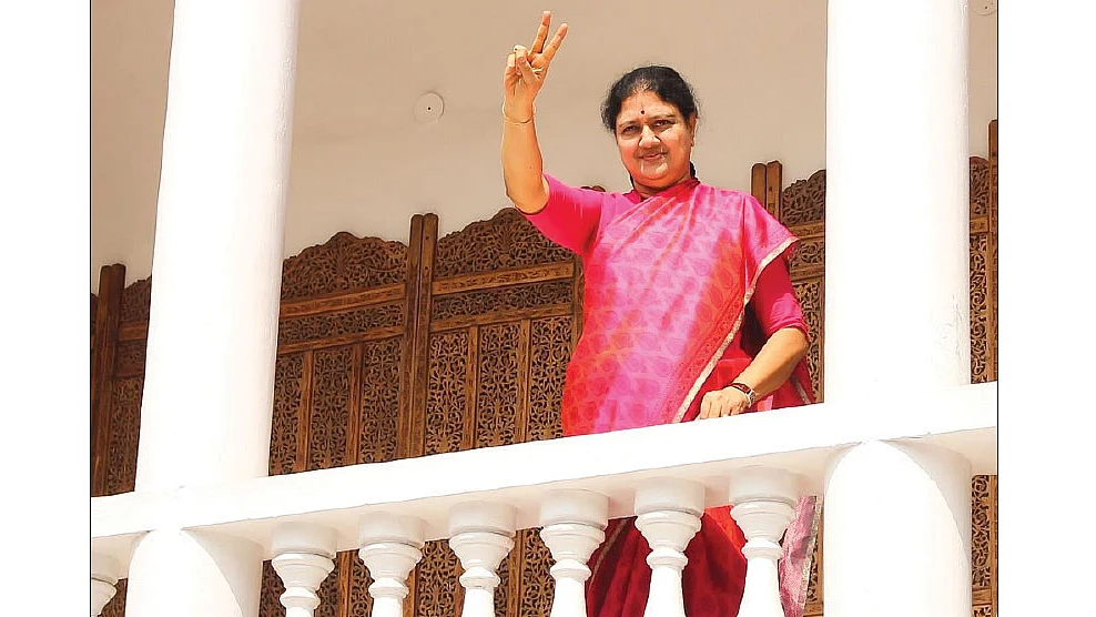 சசிகலா