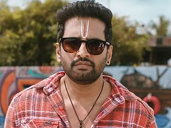 ஆமாம் அவர் அவ்ளோ பெரிய அப்பாடக்கர்தான்! - சந்தானம் பிறந்தநாள் சிறப்பு பகிர்வு