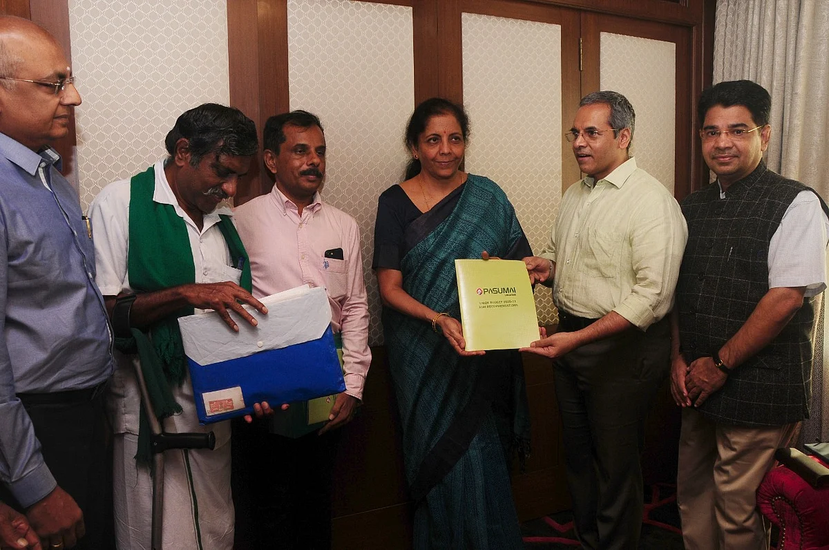 மத்திய அமைச்சரிடம் வழங்கப்பட்ட பசுமை விகடன் பட்ஜெட் பரிந்துரை