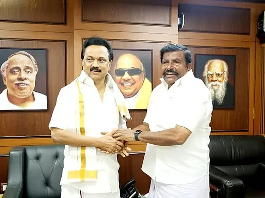 `ஒரேநேரத்தில் கே.என்.நேருவுக்கும் பாலுவுக்கும் செக்!'- அதிர்ச்சி கொடுத்த அறிவாலய `சாவி சென்டிமென்ட்'