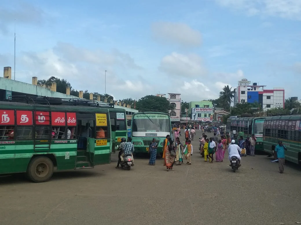 நகைத் திருட்டு நடந்த ராமநாதபுரம் பேருந்து நிலையம்
