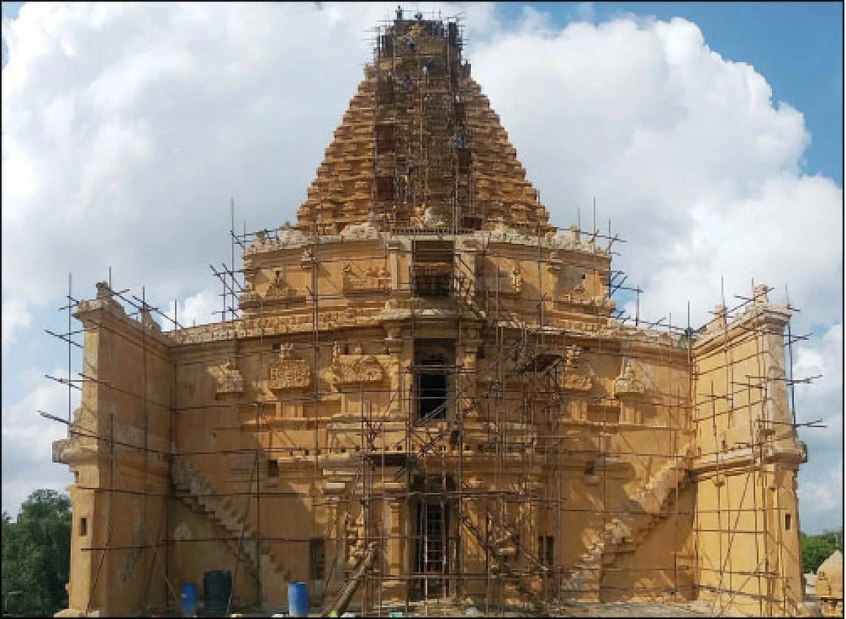 தஞ்சைக் கோயில் குடமுழுக்கு கவுன்ட்டவுன்... ஆன்மிக அரசியலின் பின்னணி என்ன?