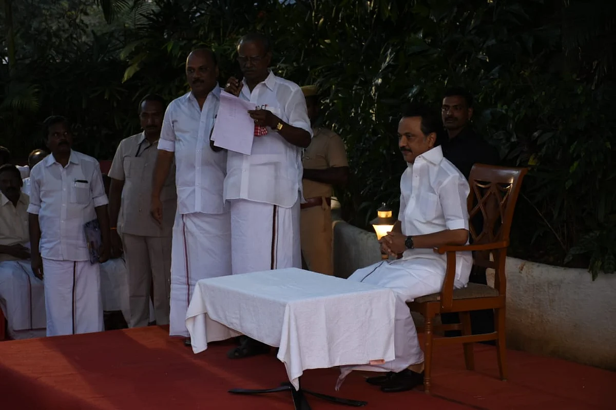 ஸ்டாலின்