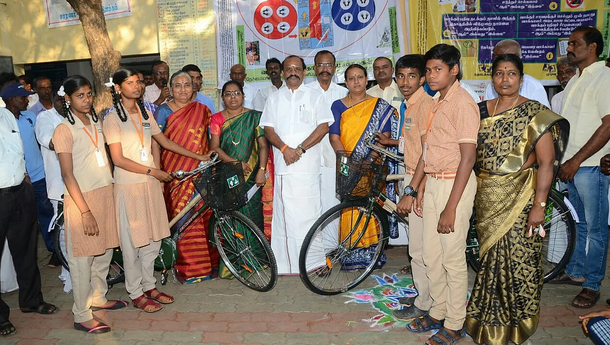 விலையில்லா மிதிவண்டி வழங்கல்