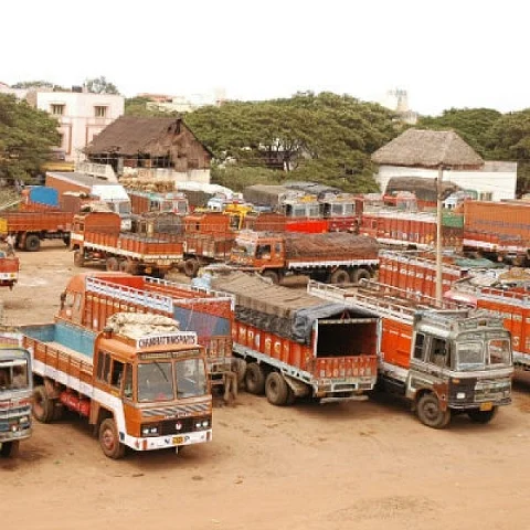 சரக்கு வாகனம்
