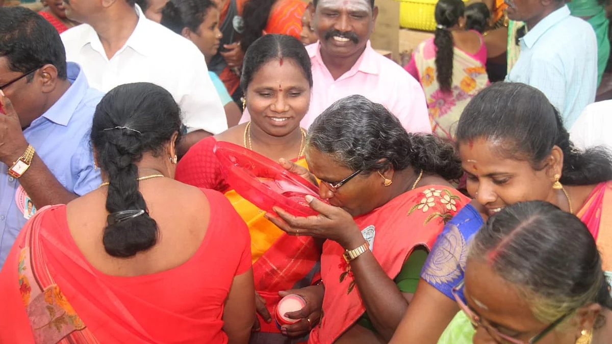 தஞ்சை வாக்கு எண்ணும் மையம்