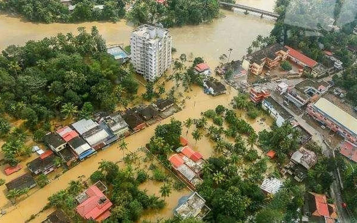 வெள்ள பாதிப்பின்போது...