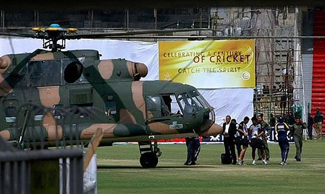 இலங்கை அணி பாகிஸ்தானில்