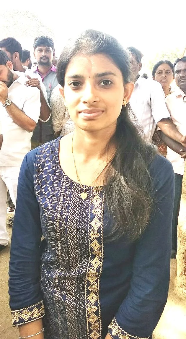 கல்லூரி மாணவி சந்தியாராணி