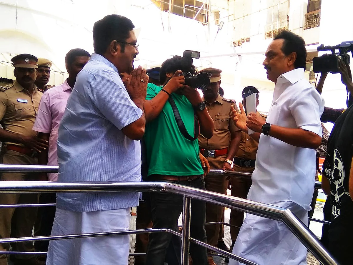 ஸ்டாலின் - டி.டி.வி சந்திப்பு... சட்டசபை முதல் இரண்டு நாள் நிகழ்வுகள் ரவுண்ட் அப்! #VikatanPhotoStory
