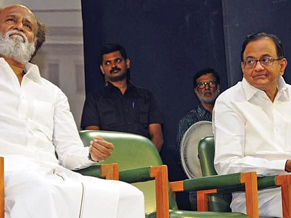 மிஸ்டர் கழுகு: தாமரையைத் தவிர்க்கும் இலை! - ரஜினிக்குக் குறிவைக்கும் காங்கிரஸ்!