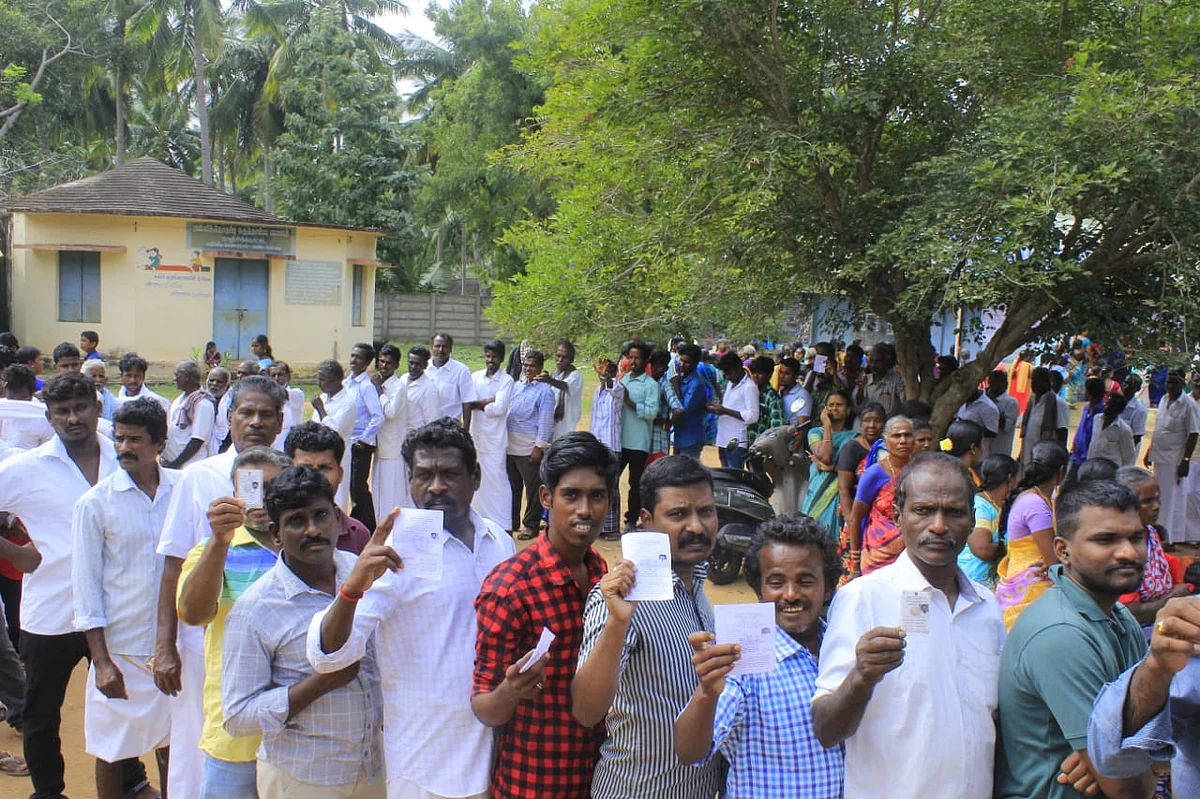 வாக்காளர்கள்