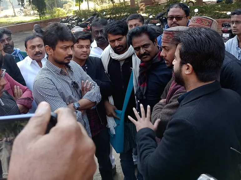 ஜே.என்.யூ-வில் உதயநிதி