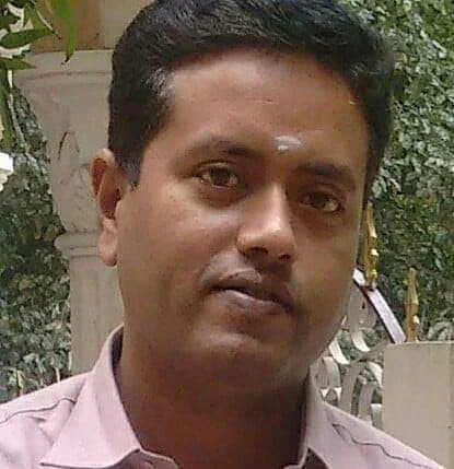சித்த மருத்துவர் செந்தில் கருணாகரன்