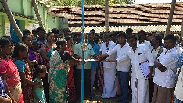கிராம சபைக் கூட்டத்தைப் புறக்கணித்த பொதுமக்கள்