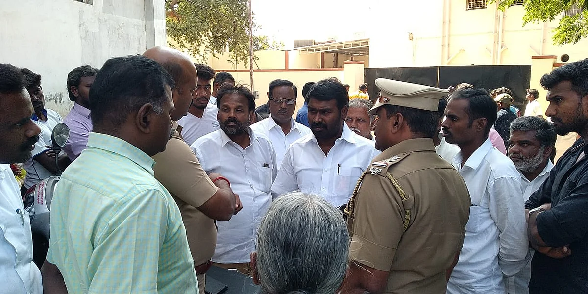 வாக்குவாதம்
