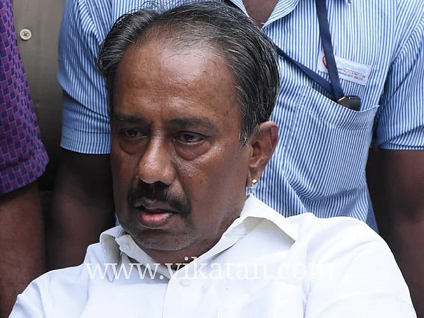 `ஜாமீன் மனு தள்ளுபடி; 13 நாள் நீதிமன்றக் காவல்!' - சேலம் சிறையில் நெல்லை கண்ணன்