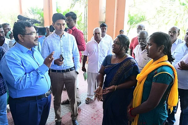 விசாரணை நடத்தும் டி.ஆர்.ஓ