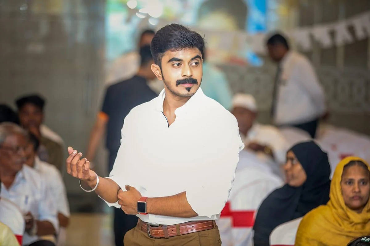 அசிம்