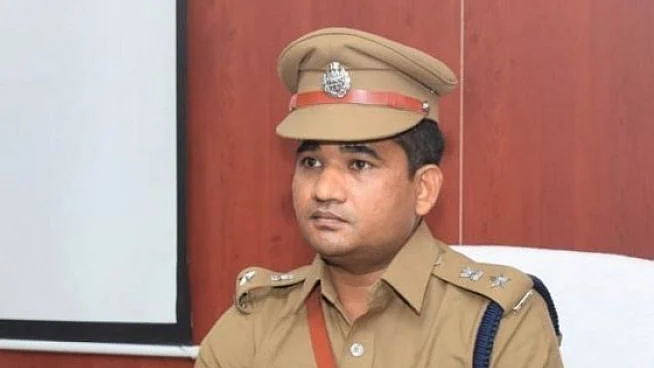 வேலூர் எஸ்.பி பிரவேஷ் குமார்