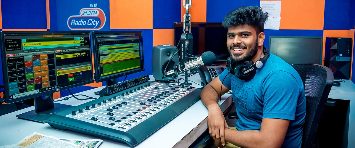 ரேடியோ சிட்டி பிரவீன்