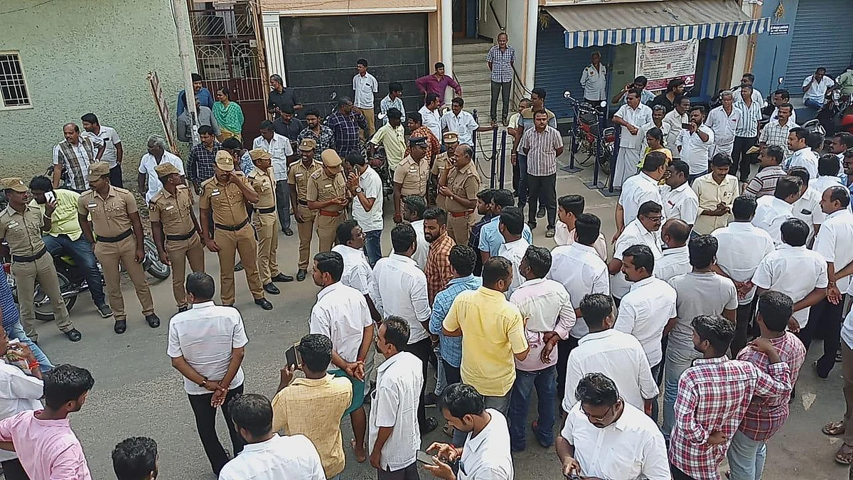 செந்தில் பாலாஜி அலுவலகத்தில் ரெய்டு நடந்தபோது...