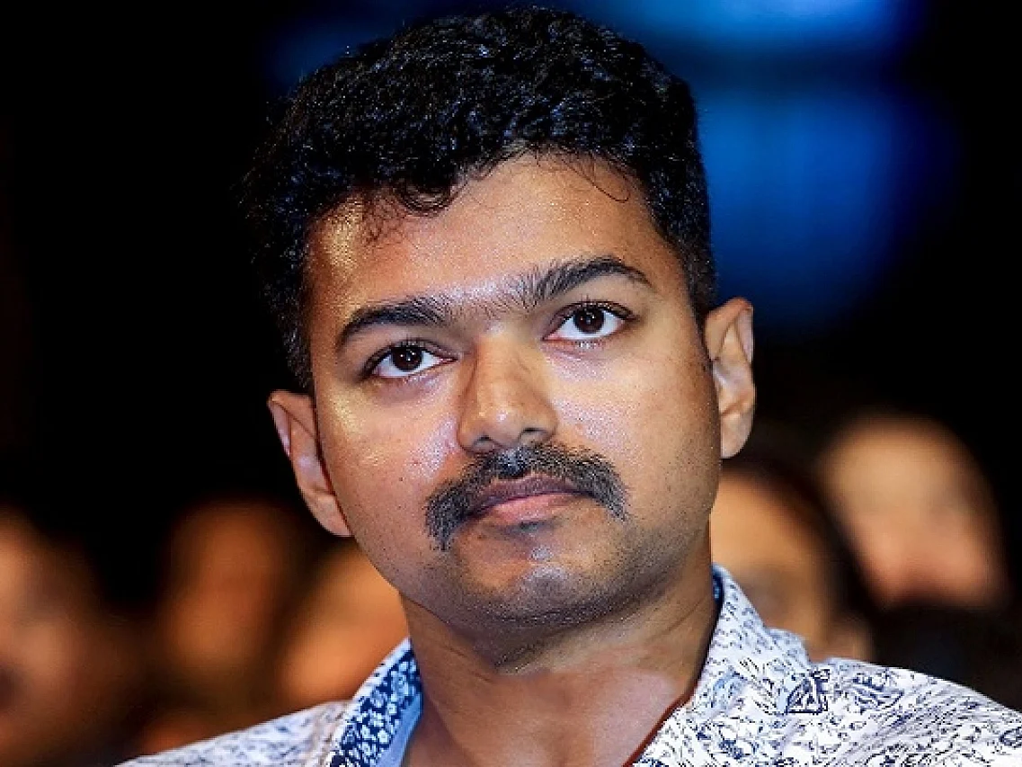`பா.ஜ.க தலைவர் ஒருவரின் கருத்து.. வருமான வரித்துறை ரெய்டு!'-விஜய்க்கு ஆதரவு தெரிவித்த கேரள அமைச்சர்
