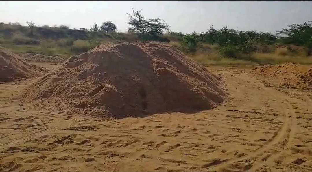 தமறாக்கியில் மணல் கொள்ளை