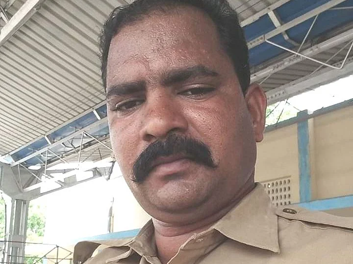 `அதிகாலையில் வெடித்துச் சிதறிய ஏ.சி' -ஜோலார்பேட்டையில் மனைவி, போலீஸ்காரருக்கு நேர்ந்த துயரம்