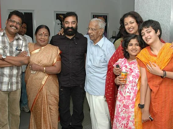 ``நாகேஷ் சார் கடைசியா நடிச்சதும், பார்த்ததும் என் படம்தான்!" - கே.எஸ்.ரவிகுமார்
