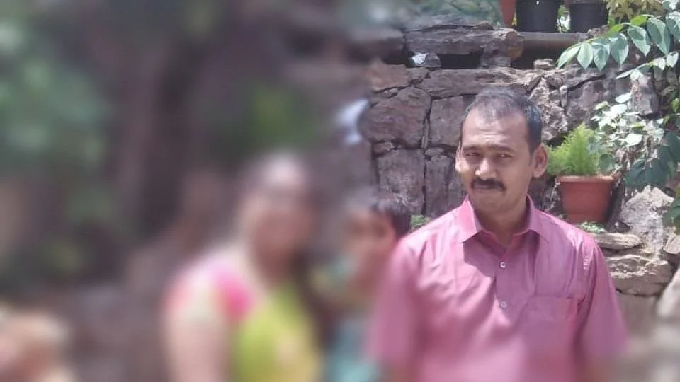 மனைவி மகளுடன் செந்தில்குமார்
