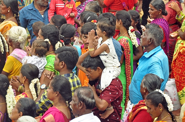 கூட்டம்